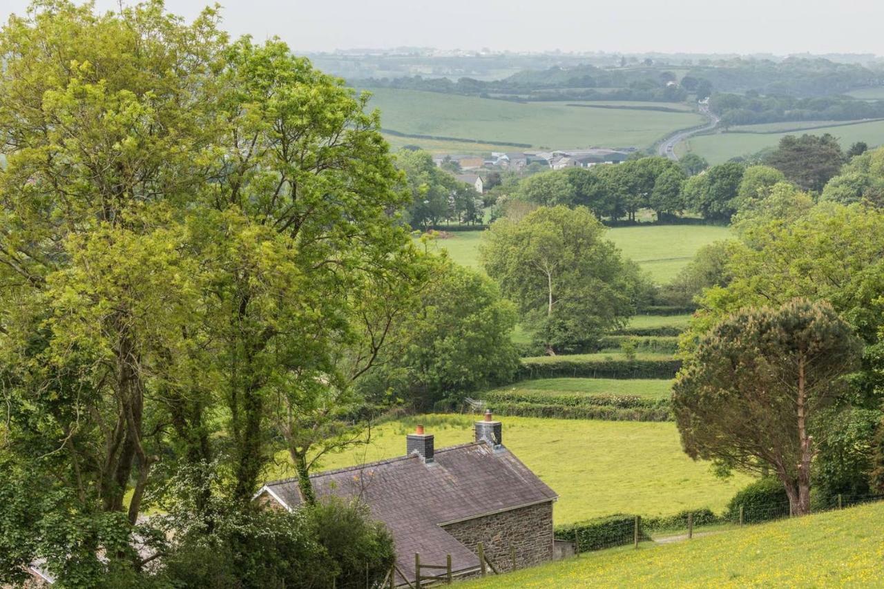 Ffyllon Fawr Villa Henfynyw Upper Bagian luar foto
